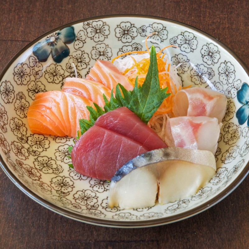 8 SASHIMI MIX SANS BOL DE RIZ